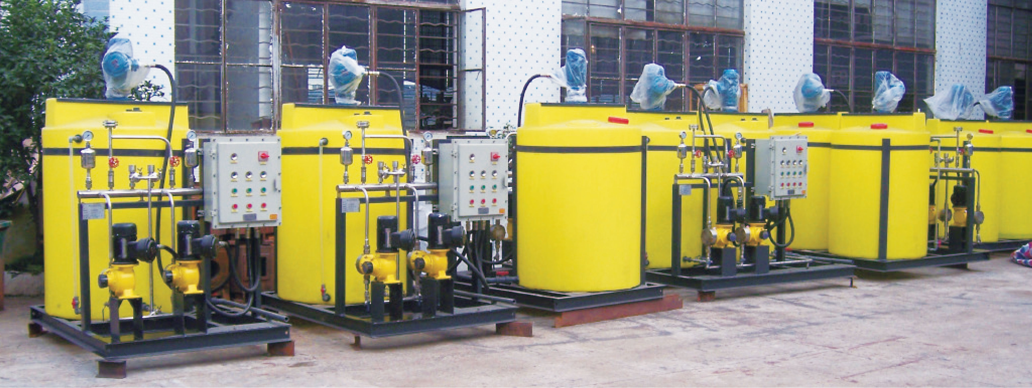pH adjustment system for waste water treatment plant